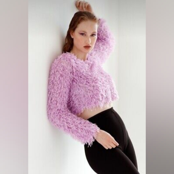 EUC ZARA LILAC CROPPED FEATHER EFFECT SWEATER SIZE SMALL - Picture 9 of 9